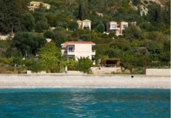 Christina Studio's * Lourdata (Kefalonia)