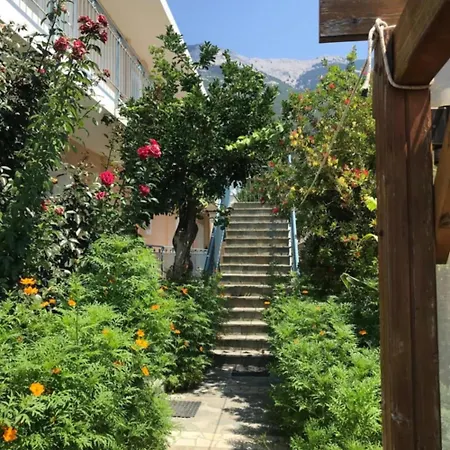 Christina Studio's Apartmán *